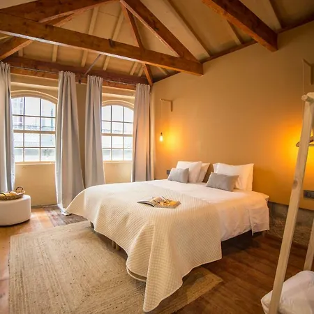 Laurear بيت ضيافة