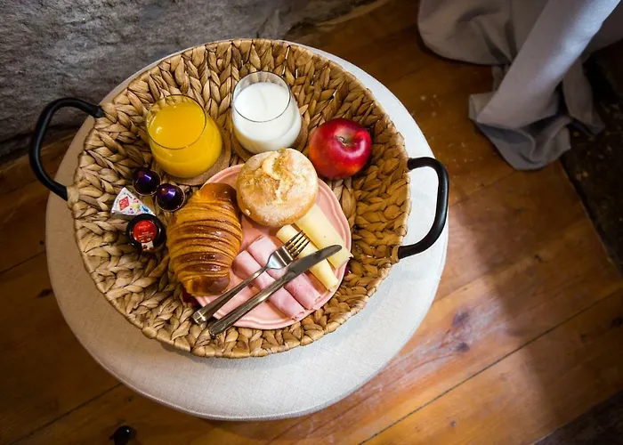 Laurear Penzion Porto